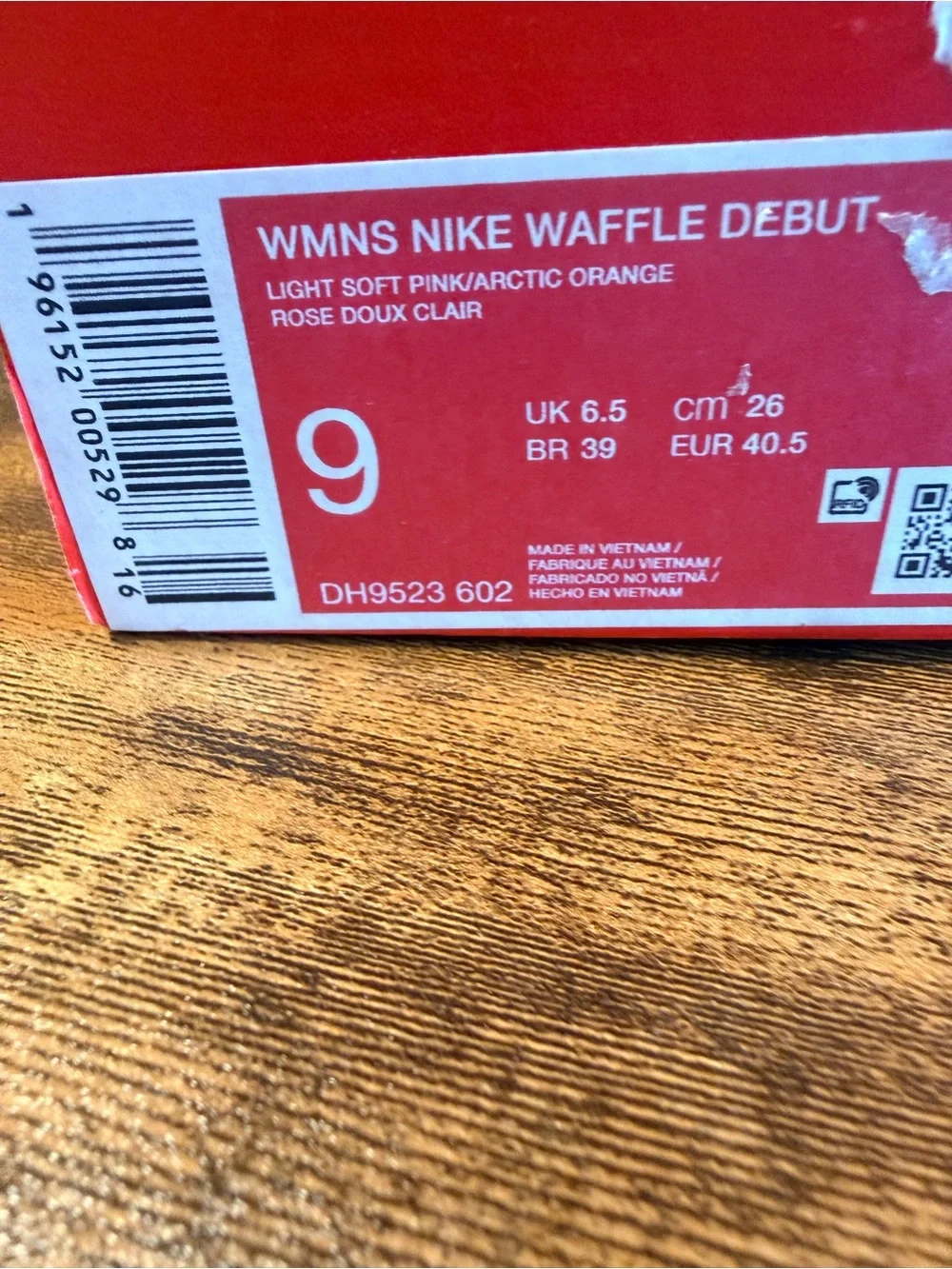 Nike Waffles Women’s Pale Pink and White 9W